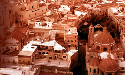 union.jpg (48138 bytes)